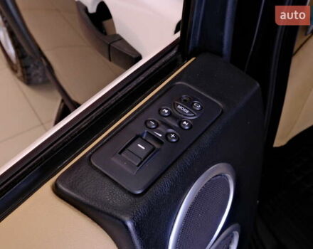 Синий Ленд Ровер Дискавери, объемом двигателя 2.7 л и пробегом 241 тыс. км за 9900 $, фото 30 на Automoto.ua