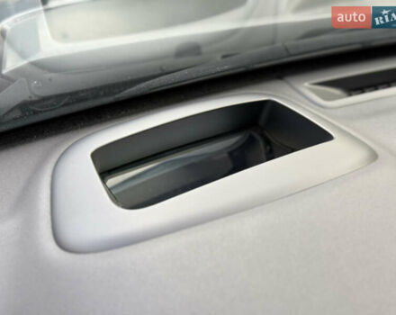 Синій Ленд Ровер Діскавері, об'ємом двигуна 2 л та пробігом 56 тис. км за 18900 $, фото 18 на Automoto.ua