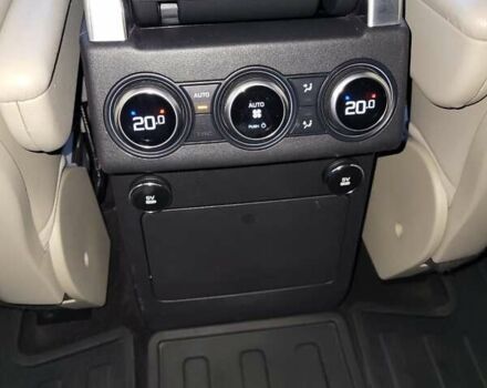 Синій Ленд Ровер Діскавері, об'ємом двигуна 3 л та пробігом 135 тис. км за 33700 $, фото 22 на Automoto.ua