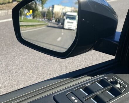 Синий Ленд Ровер Дискавери, объемом двигателя 2 л и пробегом 134 тыс. км за 26900 $, фото 6 на Automoto.ua