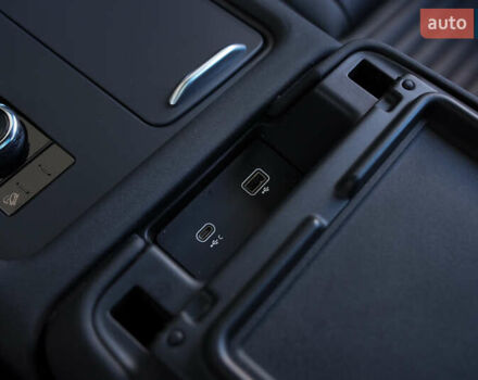 Ленд Ровер Дискавери 2023 в Киеве на Automoto.ua Синий Ленд Ровер Дискавери, объемом двигателя 3 л и пробегом 42 тыс. км за 61500 $, фото 30 на Automoto.ua