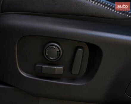 Ленд Ровер Дискавери 2023 в Киеве на Automoto.ua Синий Ленд Ровер Дискавери, объемом двигателя 3 л и пробегом 42 тыс. км за 61500 $, фото 24 на Automoto.ua