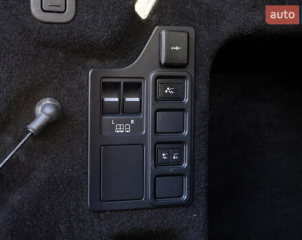 Ленд Ровер Дискавери 2023 в Киеве на Automoto.ua Синий Ленд Ровер Дискавери, объемом двигателя 3 л и пробегом 42 тыс. км за 61500 $, фото 33 на Automoto.ua