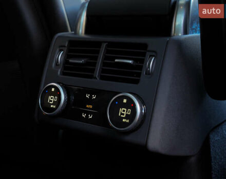 Ленд Ровер Дискавери 2023 в Киеве на Automoto.ua Синий Ленд Ровер Дискавери, объемом двигателя 3 л и пробегом 42 тыс. км за 61500 $, фото 19 на Automoto.ua