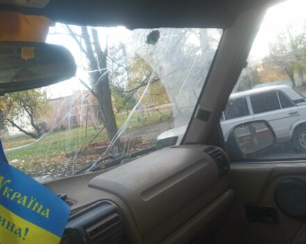 Зелений Ленд Ровер Діскавері, об'ємом двигуна 2.5 л та пробігом 300 тис. км за 1790 $, фото 10 на Automoto.ua