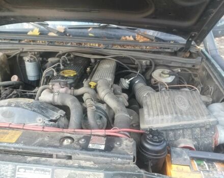 Зелений Ленд Ровер Діскавері, об'ємом двигуна 2.5 л та пробігом 300 тис. км за 1790 $, фото 7 на Automoto.ua