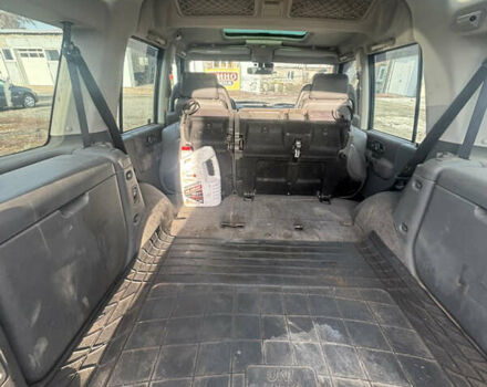 Зелений Ленд Ровер Діскавері, об'ємом двигуна 3.96 л та пробігом 200 тис. км за 5500 $, фото 4 на Automoto.ua