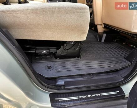 Зелений Ленд Ровер Діскавері, об'ємом двигуна 2.7 л та пробігом 192 тис. км за 14500 $, фото 66 на Automoto.ua