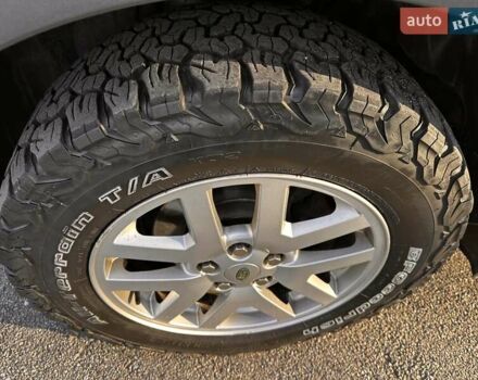 Зелений Ленд Ровер Діскавері, об'ємом двигуна 2.7 л та пробігом 192 тис. км за 14500 $, фото 2 на Automoto.ua