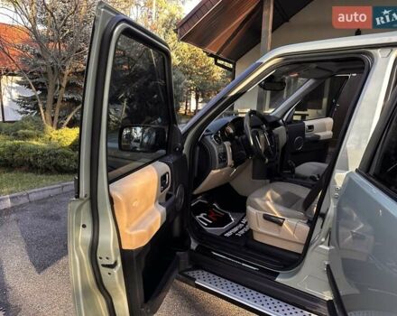 Зелений Ленд Ровер Діскавері, об'ємом двигуна 2.7 л та пробігом 192 тис. км за 14500 $, фото 43 на Automoto.ua