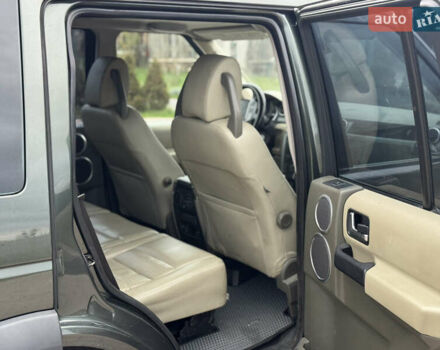 Зелений Ленд Ровер Діскавері, об'ємом двигуна 2.7 л та пробігом 410 тис. км за 11500 $, фото 9 на Automoto.ua