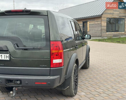 Зелений Ленд Ровер Діскавері, об'ємом двигуна 2.7 л та пробігом 410 тис. км за 11500 $, фото 15 на Automoto.ua