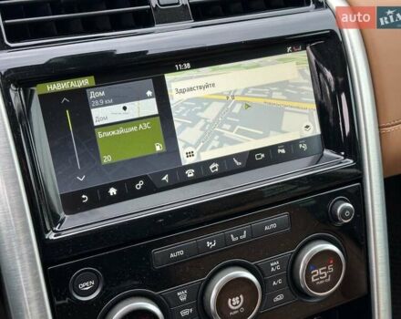 Зелений Ленд Ровер Діскавері, об'ємом двигуна 3 л та пробігом 72 тис. км за 38490 $, фото 31 на Automoto.ua