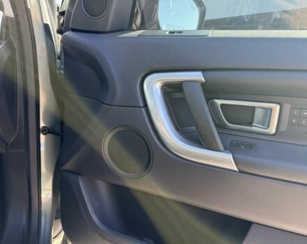 Зелений Ленд Ровер Діскавері, об'ємом двигуна 2 л та пробігом 123 тис. км за 21000 $, фото 4 на Automoto.ua