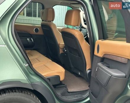 Зелений Ленд Ровер Діскавері, об'ємом двигуна 3 л та пробігом 72 тис. км за 38490 $, фото 36 на Automoto.ua