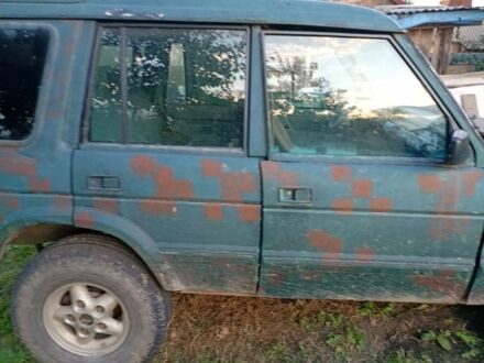 Зеленый Ленд Ровер Дискавери, объемом двигателя 2.5 л и пробегом 300 тыс. км за 950 $, фото 1 на Automoto.ua