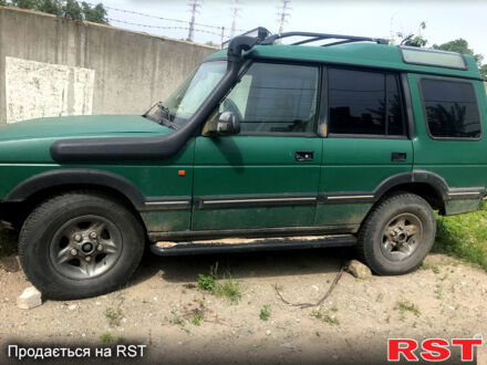 Зелений Ленд Ровер Діскавері, об'ємом двигуна 3.9 л та пробігом 400 тис. км за 3000 $, фото 1 на Automoto.ua