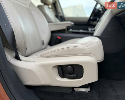 Оранжевый Ленд Ровер Дискавери, объемом двигателя 3 л и пробегом 120 тыс. км за 39500 $, фото 58 на Automoto.ua