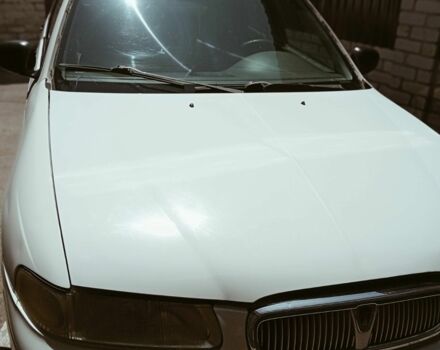 Белый Ленд Ровер Другая, объемом двигателя 1.6 л и пробегом 1000 тыс. км за 992 $, фото 2 на Automoto.ua