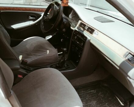 Белый Ленд Ровер Другая, объемом двигателя 1.6 л и пробегом 1000 тыс. км за 992 $, фото 3 на Automoto.ua