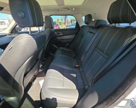 Белый Ленд Ровер Другая, объемом двигателя 0 л и пробегом 11 тыс. км за 38000 $, фото 10 на Automoto.ua