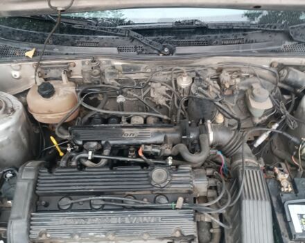 Серый Ленд Ровер Другая, объемом двигателя 1.4 л и пробегом 150 тыс. км за 1600 $, фото 16 на Automoto.ua