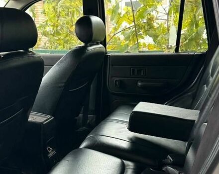 Сірий Ленд Ровер Інша, об'ємом двигуна 1 л та пробігом 168 тис. км за 3700 $, фото 2 на Automoto.ua
