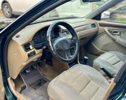 Зеленый Ленд Ровер Другая, объемом двигателя 1.6 л и пробегом 280 тыс. км за 1900 $, фото 6 на Automoto.ua