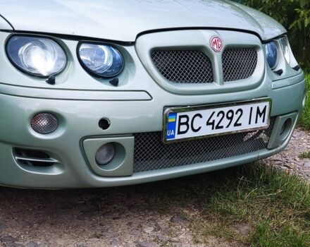 Зеленый Ленд Ровер Другая, объемом двигателя 0 л и пробегом 280 тыс. км за 4000 $, фото 2 на Automoto.ua