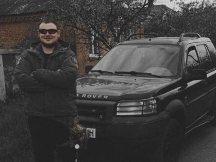 Зелений Ленд Ровер Інша, об'ємом двигуна 0 л та пробігом 1000 тис. км за 4026 $, фото 1 на Automoto.ua