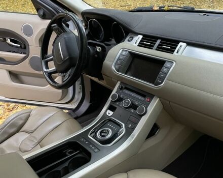 Белый Ленд Ровер Эвок, объемом двигателя 2 л и пробегом 181 тыс. км за 15800 $, фото 6 на Automoto.ua