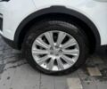 Белый Ленд Ровер Эвок, объемом двигателя 2 л и пробегом 126 тыс. км за 15877 $, фото 2 на Automoto.ua