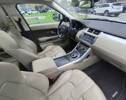 Білий Ленд Ровер Евок, об'ємом двигуна 2 л та пробігом 132 тис. км за 16500 $, фото 5 на Automoto.ua