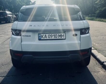 Білий Ленд Ровер Евок, об'ємом двигуна 2 л та пробігом 210 тис. км за 15900 $, фото 5 на Automoto.ua