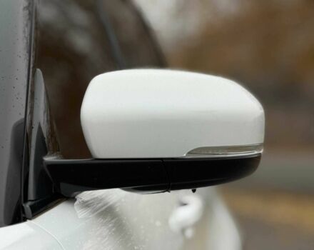 Белый Ленд Ровер Эвок, объемом двигателя 2 л и пробегом 125 тыс. км за 14800 $, фото 6 на Automoto.ua