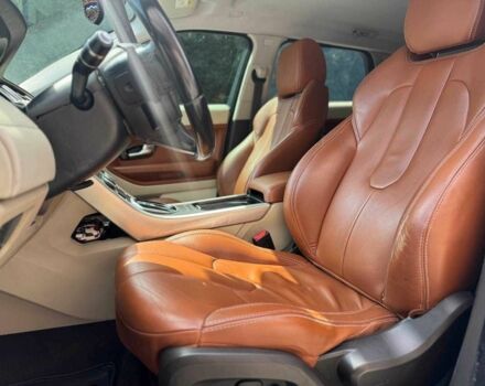 Белый Ленд Ровер Эвок, объемом двигателя 2 л и пробегом 267 тыс. км за 12700 $, фото 6 на Automoto.ua