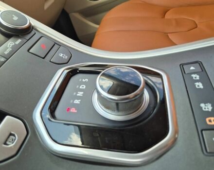 Білий Ленд Ровер Евок, об'ємом двигуна 2.2 л та пробігом 127 тис. км за 17999 $, фото 17 на Automoto.ua