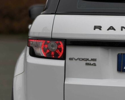 Белый Ленд Ровер Эвок, объемом двигателя 2 л и пробегом 125 тыс. км за 14800 $, фото 8 на Automoto.ua