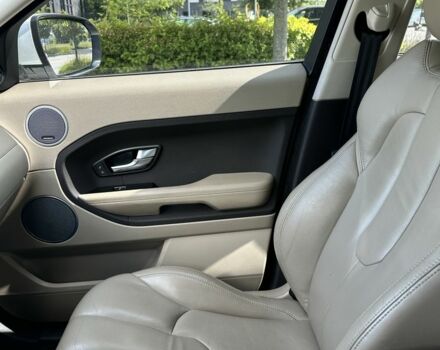 Белый Ленд Ровер Эвок, объемом двигателя 2.2 л и пробегом 168 тыс. км за 19000 $, фото 14 на Automoto.ua