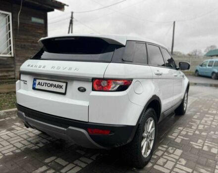 Білий Ленд Ровер Евок, об'ємом двигуна 2.2 л та пробігом 255 тис. км за 15500 $, фото 4 на Automoto.ua