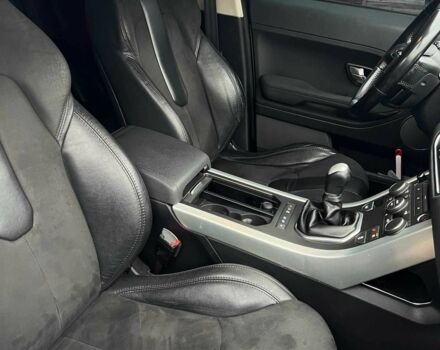 Білий Ленд Ровер Евок, об'ємом двигуна 2.2 л та пробігом 255 тис. км за 15500 $, фото 20 на Automoto.ua