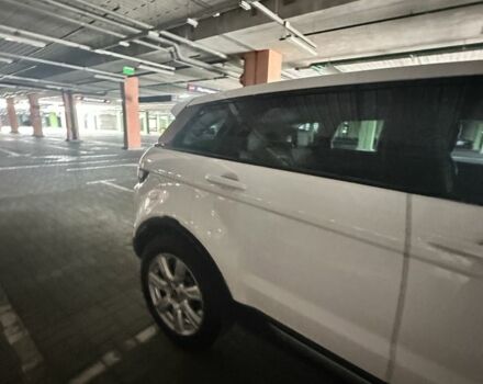 Белый Ленд Ровер Эвок, объемом двигателя 2.2 л и пробегом 168 тыс. км за 19000 $, фото 16 на Automoto.ua