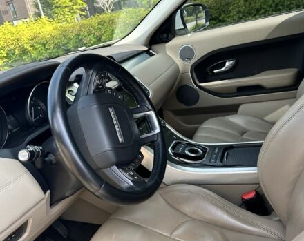 Белый Ленд Ровер Эвок, объемом двигателя 2.2 л и пробегом 168 тыс. км за 19000 $, фото 13 на Automoto.ua