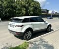 Білий Ленд Ровер Евок, об'ємом двигуна 2.2 л та пробігом 173 тис. км за 18500 $, фото 2 на Automoto.ua