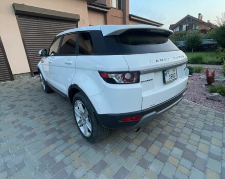 Белый Ленд Ровер Эвок, объемом двигателя 2 л и пробегом 131 тыс. км за 17400 $, фото 3 на Automoto.ua