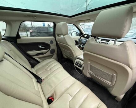 Белый Ленд Ровер Эвок, объемом двигателя 2 л и пробегом 180 тыс. км за 11600 $, фото 5 на Automoto.ua