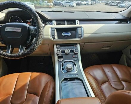 Белый Ленд Ровер Эвок, объемом двигателя 2.2 л и пробегом 178 тыс. км за 5500 $, фото 6 на Automoto.ua