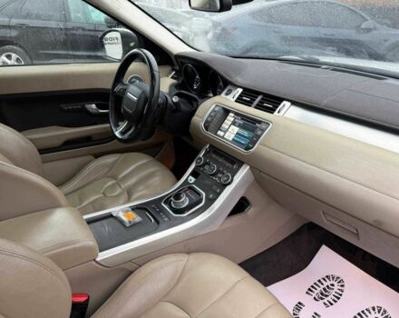 Белый Ленд Ровер Эвок, объемом двигателя 2 л и пробегом 180 тыс. км за 11600 $, фото 6 на Automoto.ua