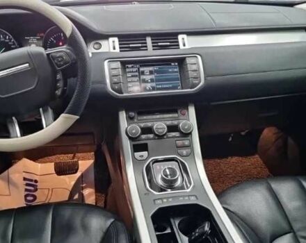 Ленд Ровер Эвок 2015 в Киеве на Automoto.ua Белый Ленд Ровер Эвок, объемом двигателя 2.2 л и пробегом 108 тыс. км за 16500 $, фото 8 на Automoto.ua