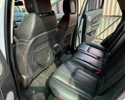 Белый Ленд Ровер Эвок, объемом двигателя 2 л и пробегом 96 тыс. км за 22500 $, фото 4 на Automoto.ua